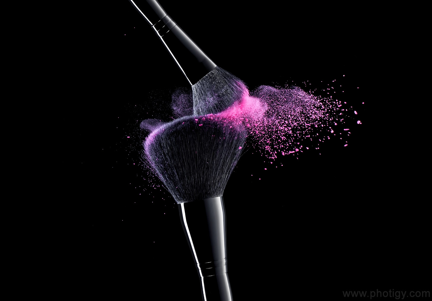 Assignment #16: Hi-Speed Action in Cosmetic Photography (Powder Burst)